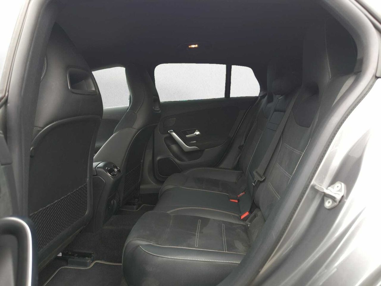 Mercedes CLA 200 D DCT SHOOTING BRAKE AMG LINE+PAQ PREMIUM+ SMARTPHONE  - Foto 2