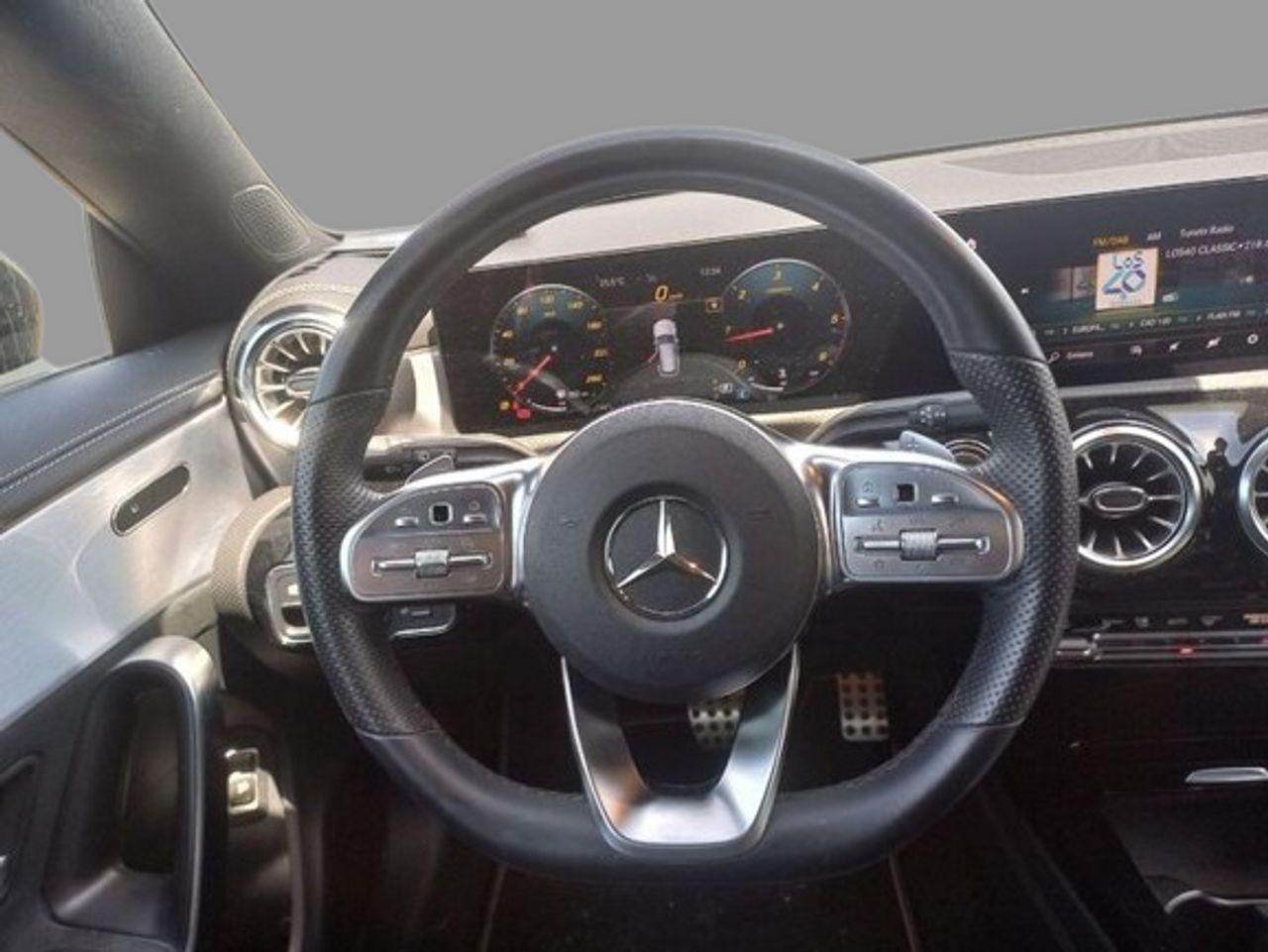 Mercedes CLA 200 D DCT SHOOTING BRAKE AMG LINE+PAQ PREMIUM+ SMARTPHONE  - Foto 2