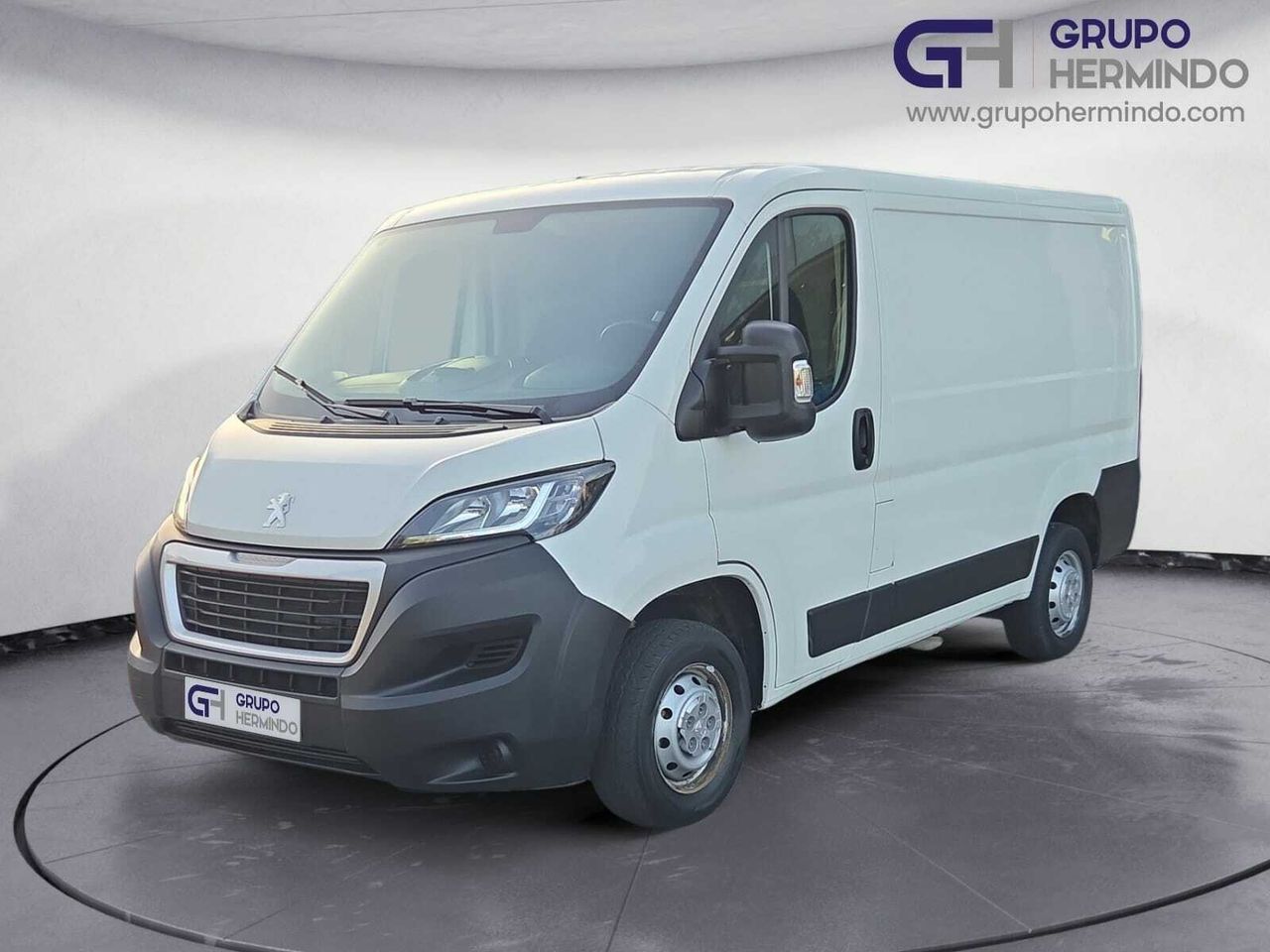 Peugeot Boxer FURGON PACK 330 L1 H1 BLUE HDI 120 CV  - Foto 2