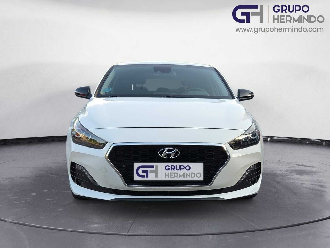 Hyundai i30 1.4 TGDI STYLE FASTBACK  - Foto 2