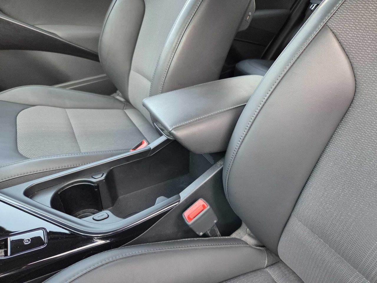 Kia Niro 1.6 GDI HEV DRIVE 141 CV  - Foto 2