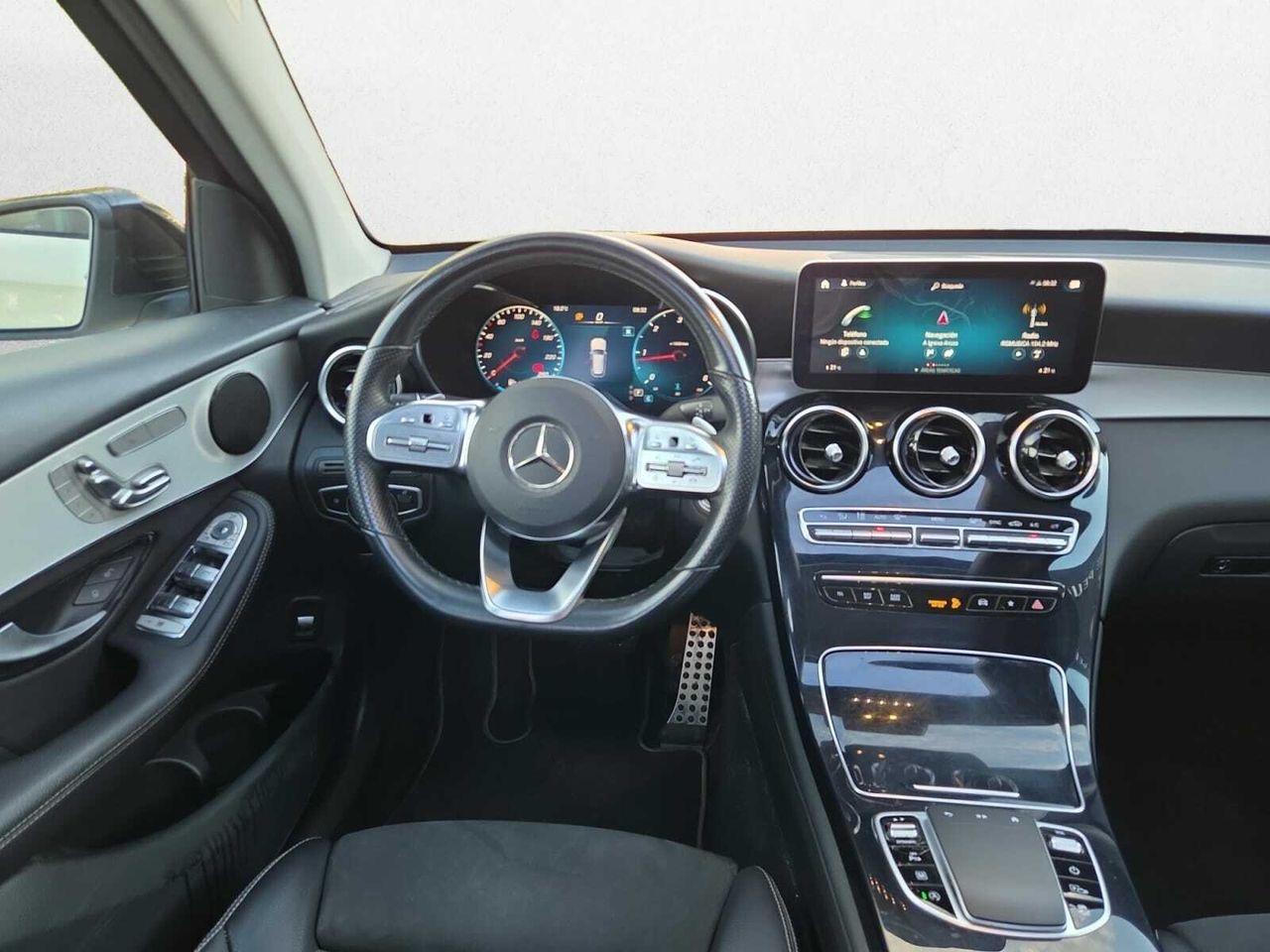 Mercedes Clase GLC 220 D 4 MATIC AMG LINE LL 20 