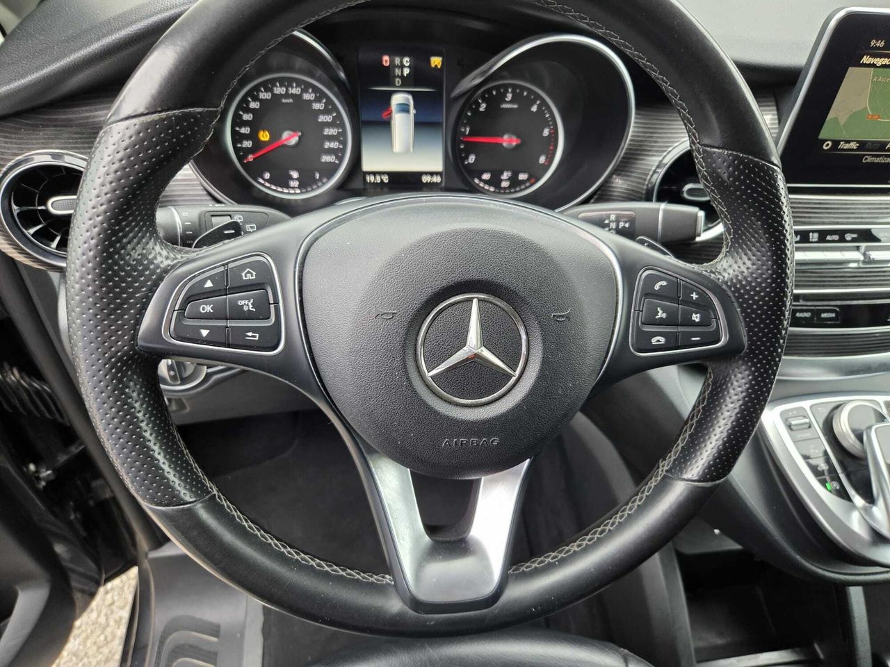 Mercedes Clase V 250 D AVANTGARDE  LARGO 7 PLAZAS  - Foto 2