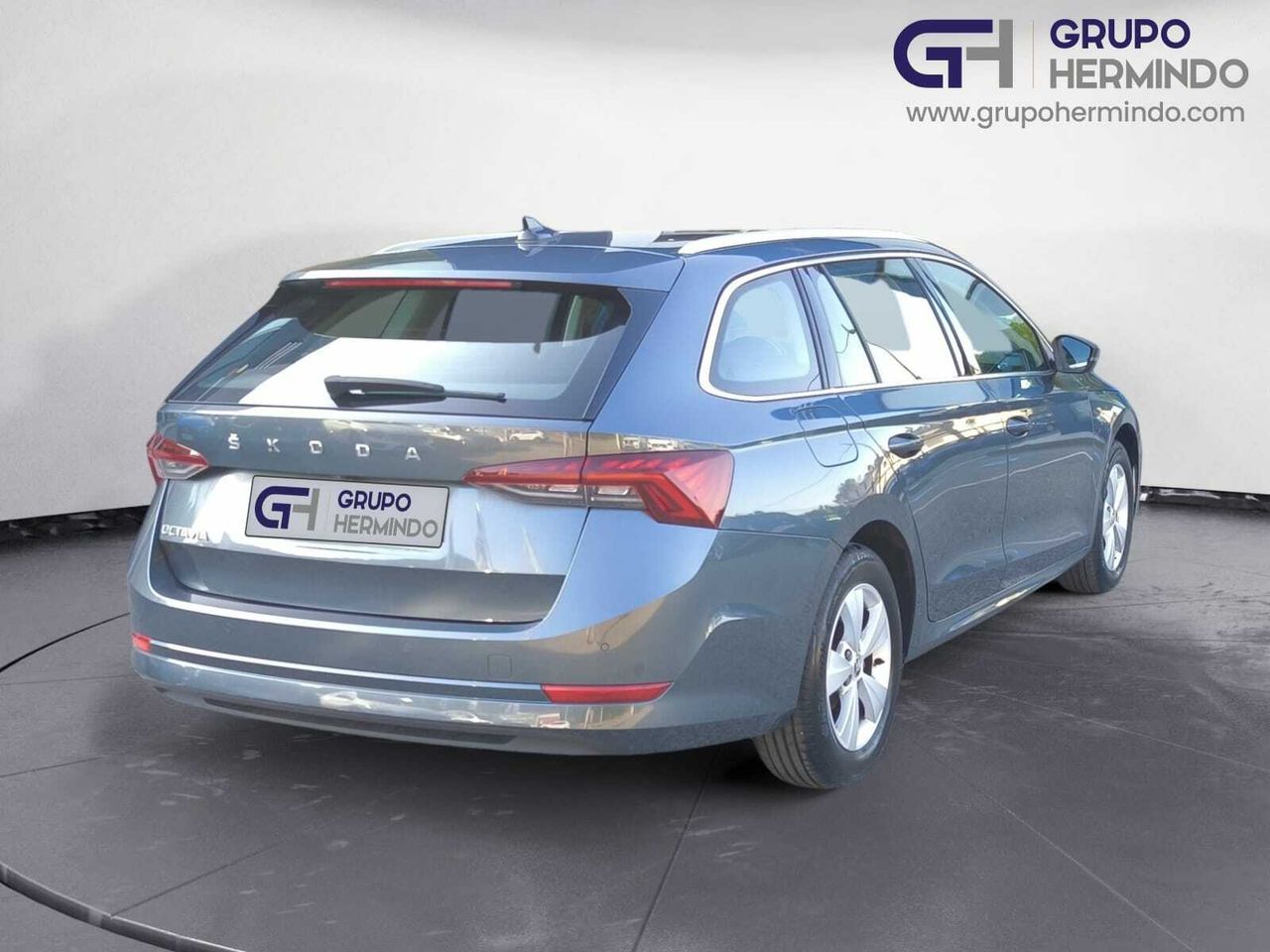 Skoda Octavia COMBI 2.0 TDI 150 CV DSG AMBITION + PACK BUSINESS  - Foto 2