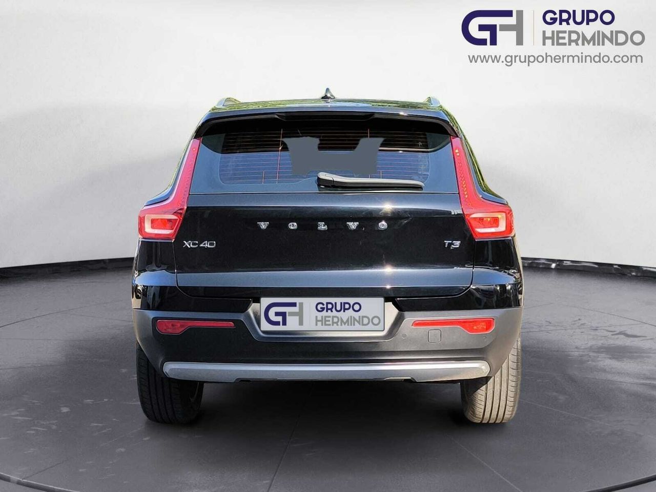 Volvo XC40 1.5 T3 MOMENTUM AUT  - Foto 2