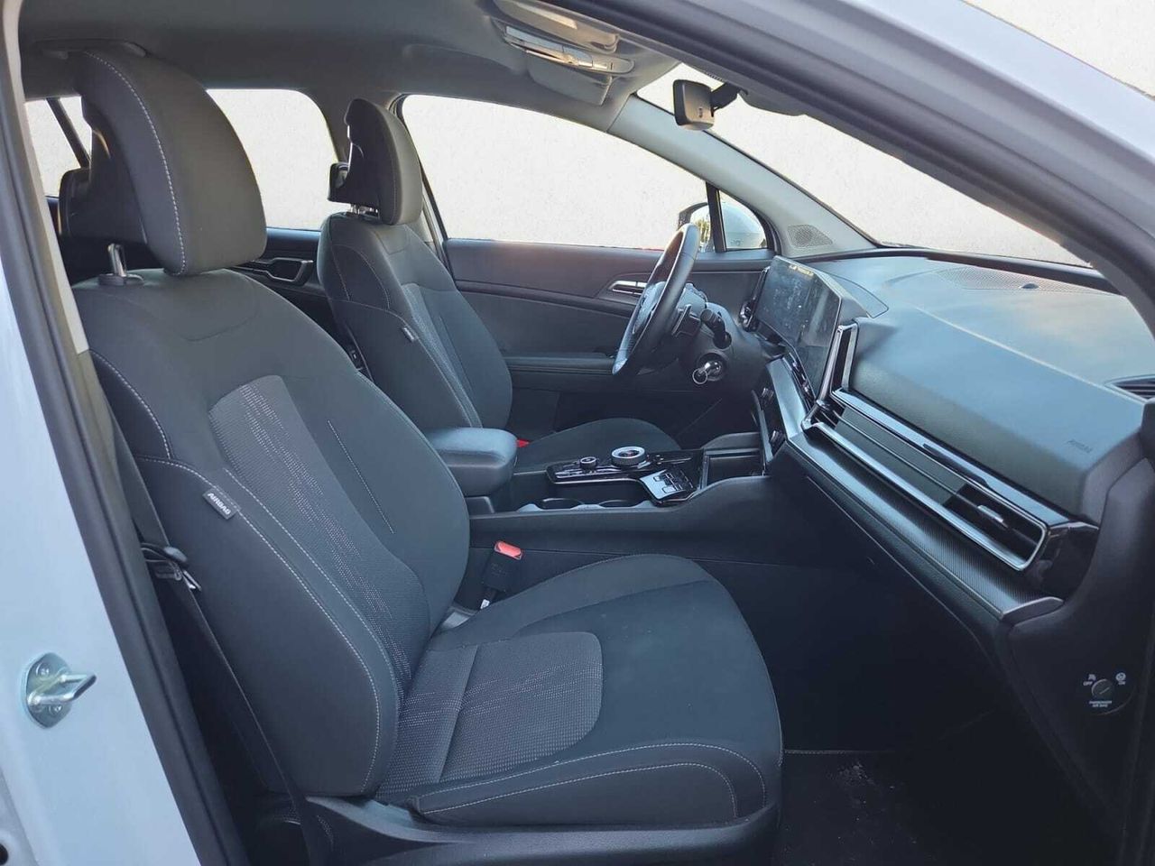 Kia Sportage 1.6 TGDI HEV DRIVE 230 CV  - Foto 2