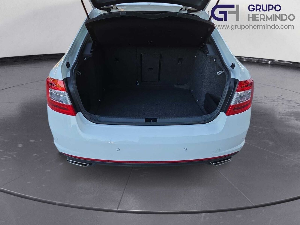 Skoda Octavia 2.0 TDI 184 CV DSG RS  - Foto 2
