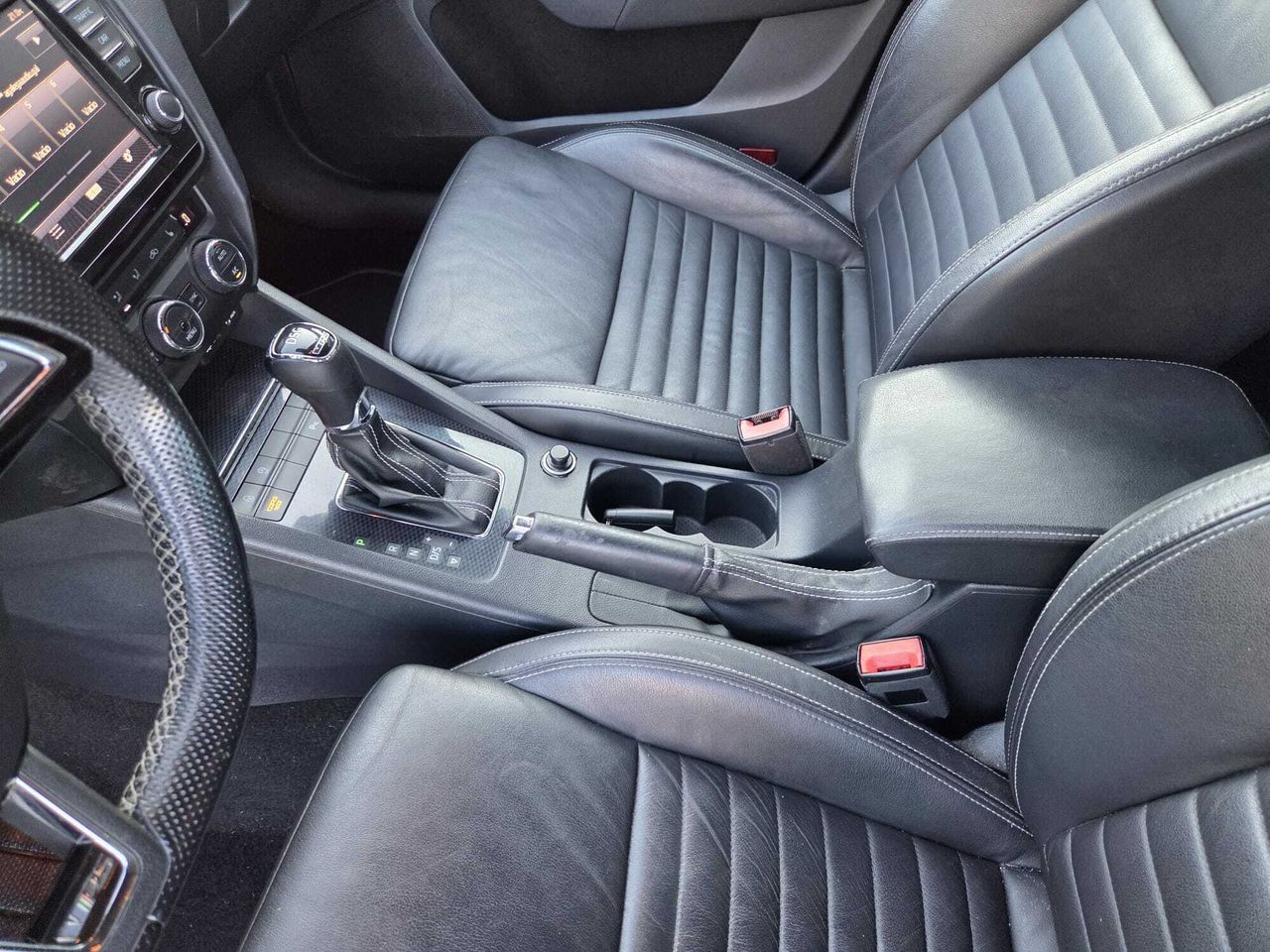 Skoda Octavia 2.0 TDI 184 CV DSG RS  - Foto 2