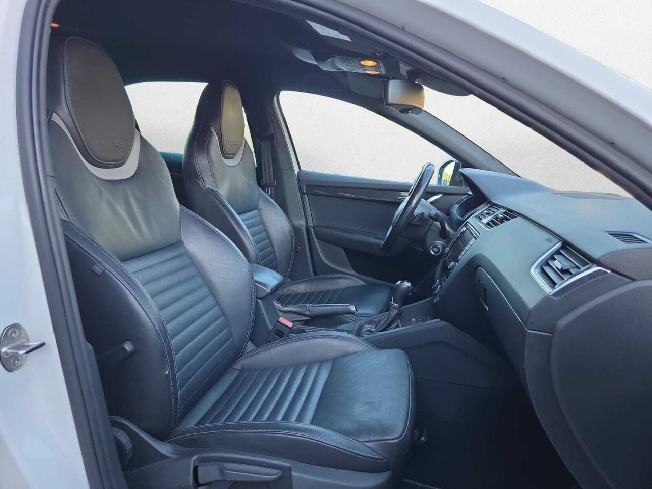 Skoda Octavia 2.0 TDI 184 CV DSG RS  - Foto 2