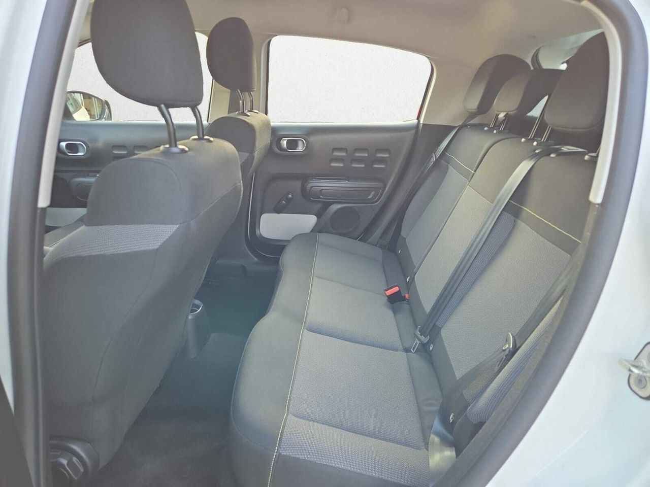 Citroën C3 LIVE PACK BLUE HDI 100 CV  - Foto 2
