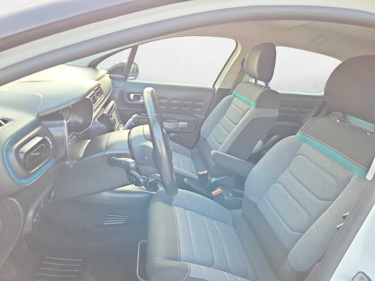 Citroën C3 LIVE PACK BLUE HDI 100 CV  - Foto 2