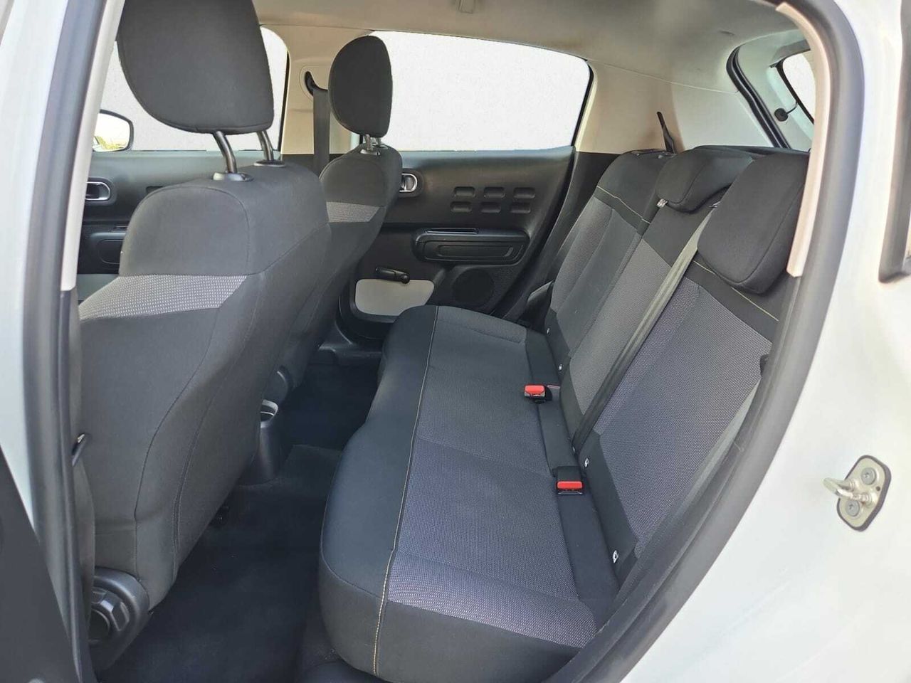 Citroën C3 LIVE PACK BLUE HDI 100 CV  - Foto 2