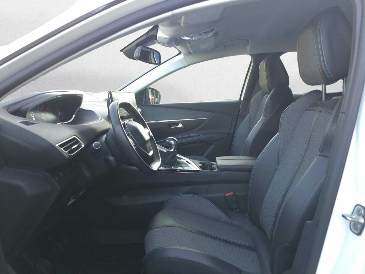 Peugeot 3008 ALLURE PACK BLUE HDI 130 CV  - Foto 2