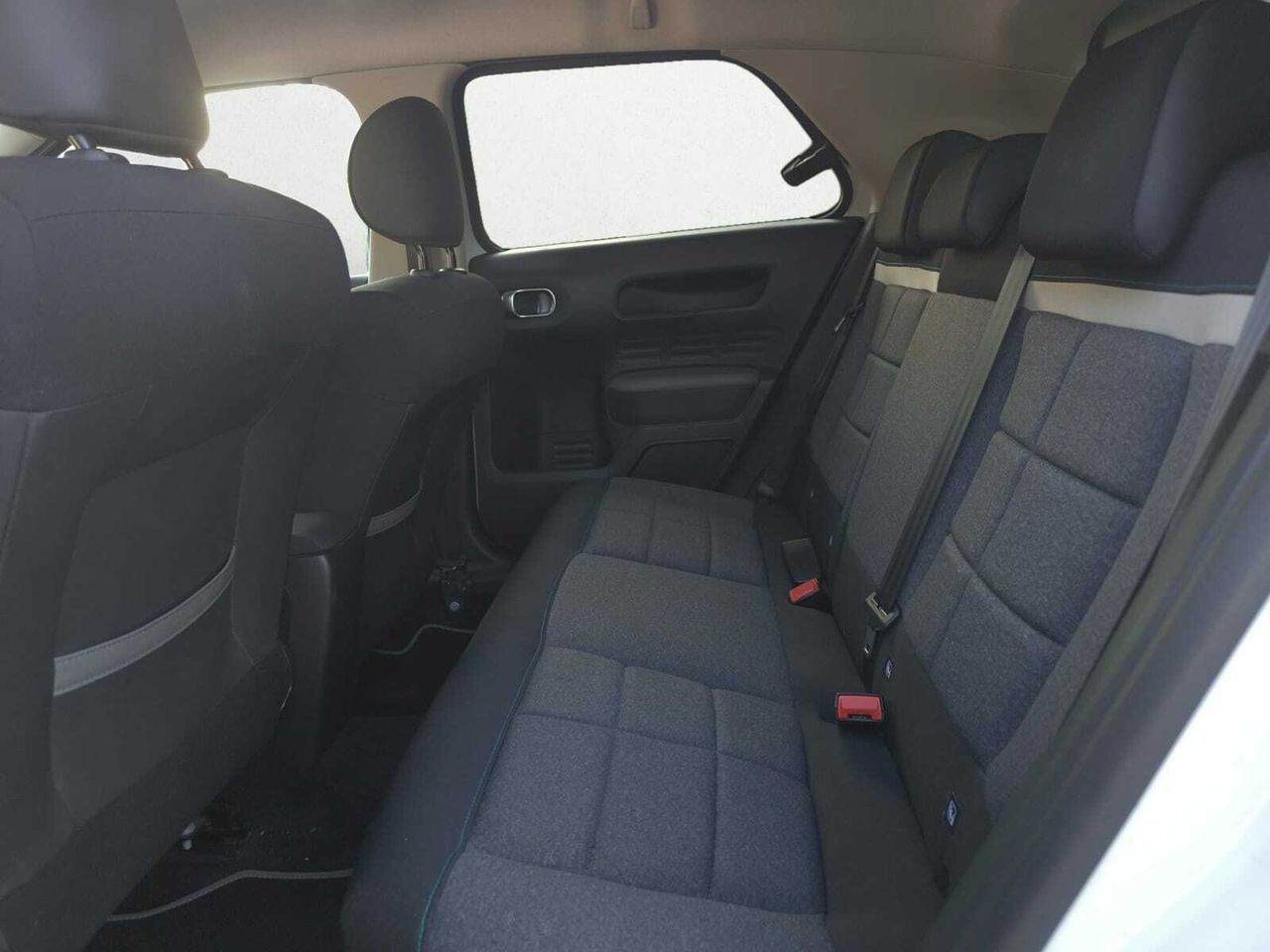 Citroën C4 Cactus FEEL BLUE HDI 100 CV  - Foto 2