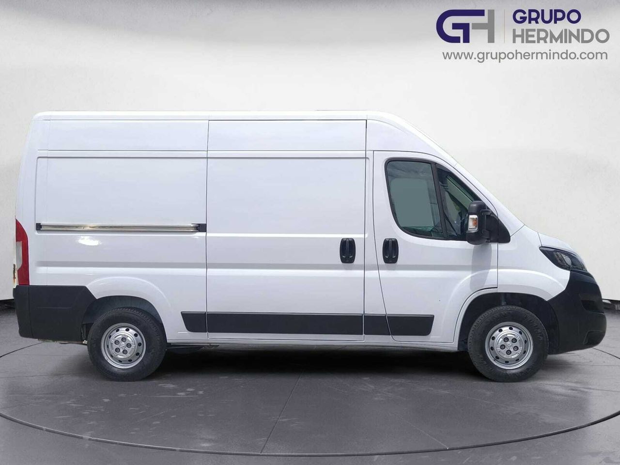 Peugeot Boxer FG PACK 335 L2 H2 BLUE HDI 140 CV  - Foto 2