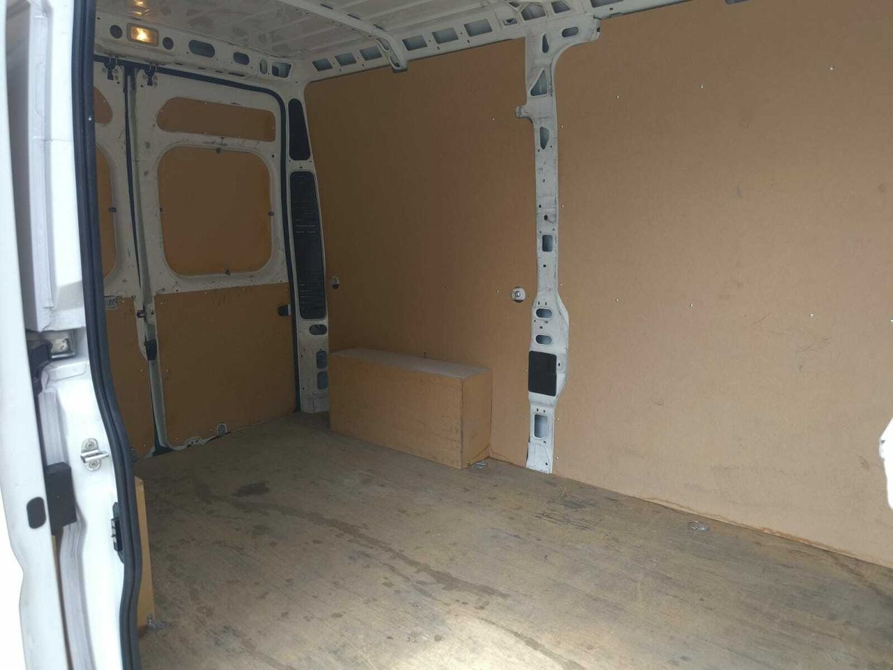 Peugeot Boxer FG PACK 335 L2 H2 BLUE HDI 140 CV  - Foto 2