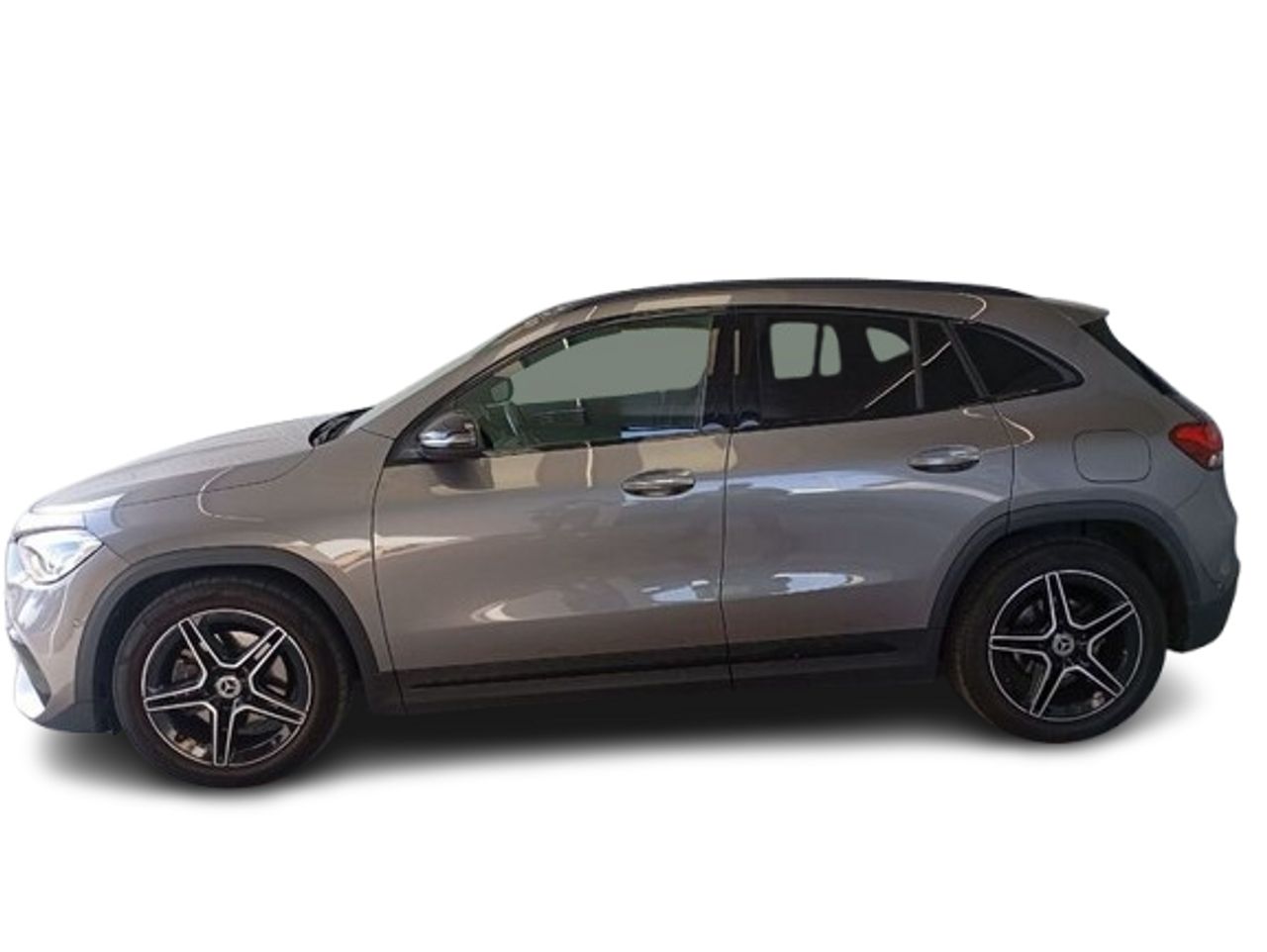 Mercedes GLA 200 D AMG LINE + PAQUETE PREMIUM+ SMARTPHONE  - Foto 2