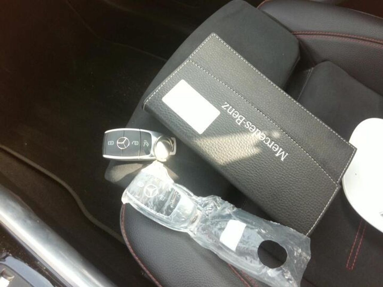 Mercedes GLA 200 D AMG LINE + PAQUETE PREMIUM+ SMARTPHONE  - Foto 2