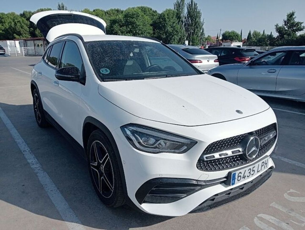 Mercedes GLA 200 D AMG LINE + PAQUETE PREMIUM+ SMARTPHONE  - Foto 2