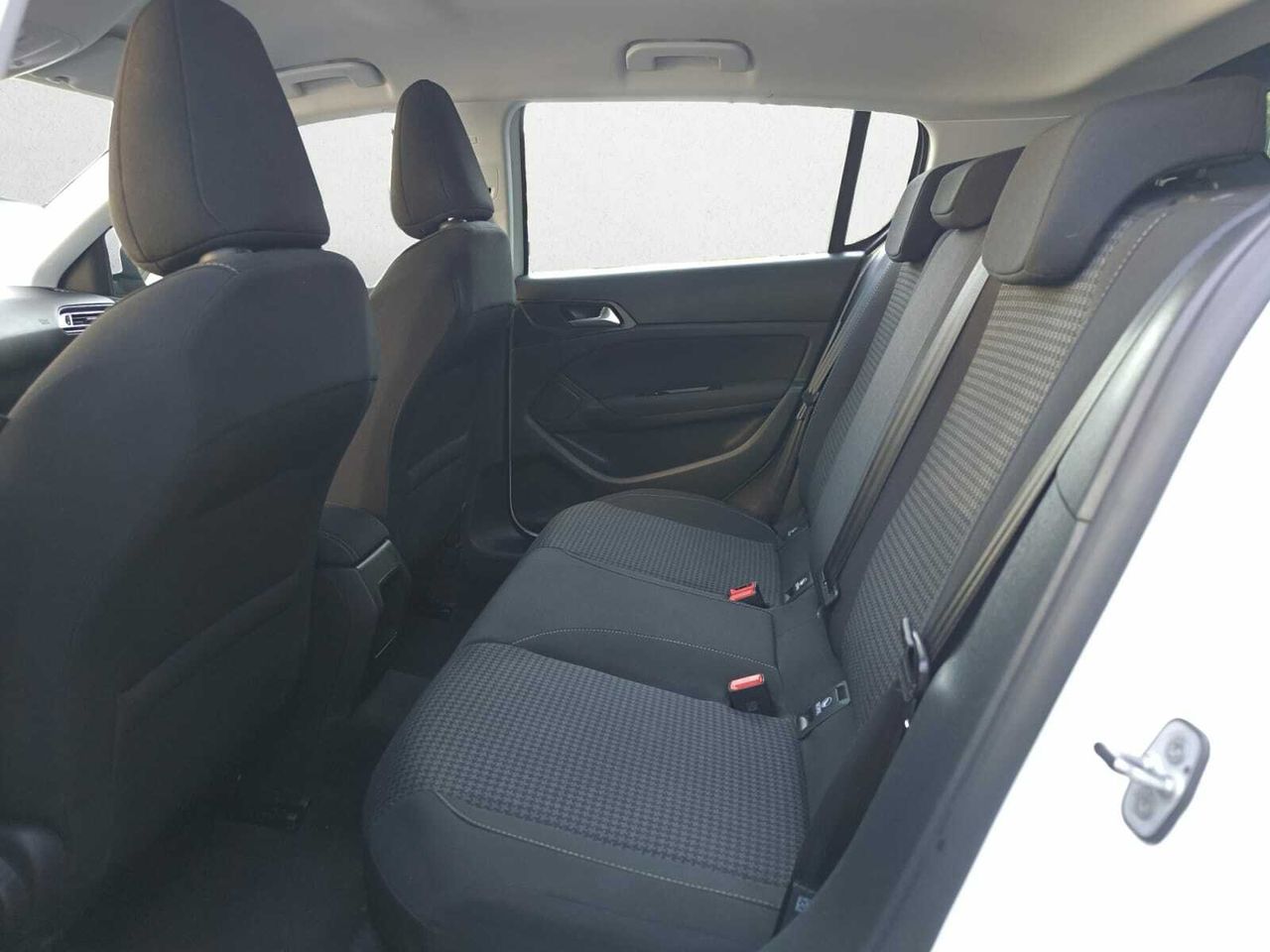 Peugeot 308 ACTIVE PACK BLUE HDI 100 CV  - Foto 2