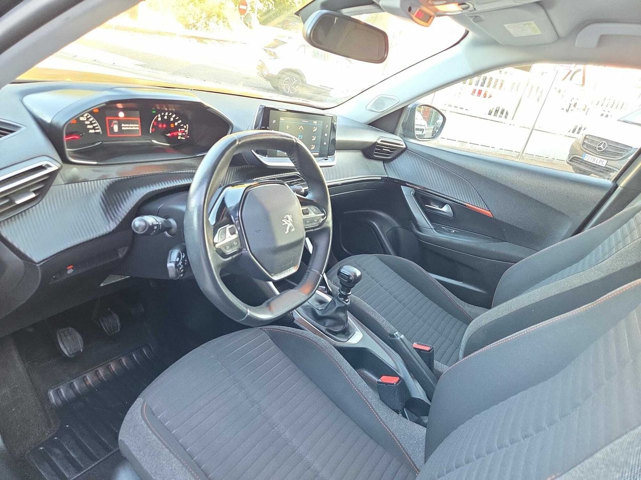 Peugeot 2008 ACTIVE PACK BLUE HDI 110  CV  - Foto 2