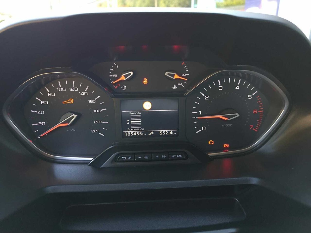 Peugeot Rifter NAV + BLUE HDI 100 CV STANDARD  - Foto 2