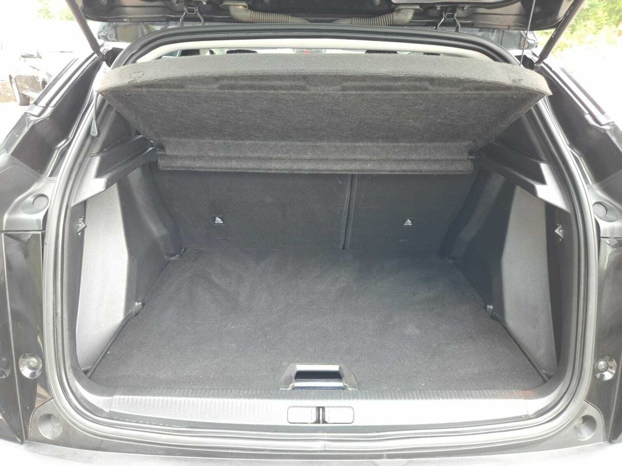 Peugeot 2008 ALLURE BLUE HDI 100 CV 6 VEL  - Foto 2