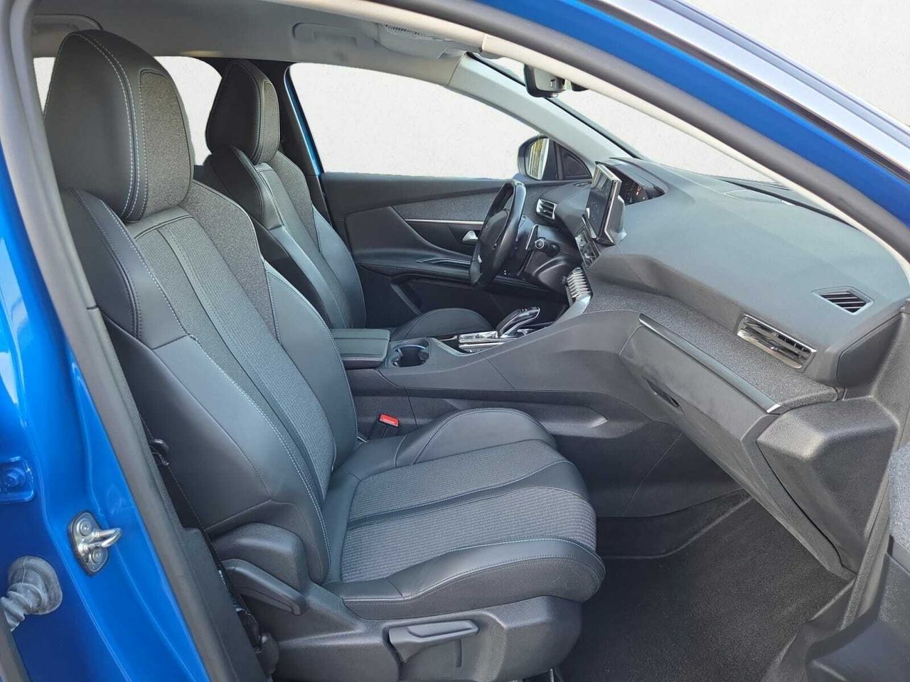 Peugeot 3008 Hybrid ALLURE PACK 225 e-EAT8  - Foto 2