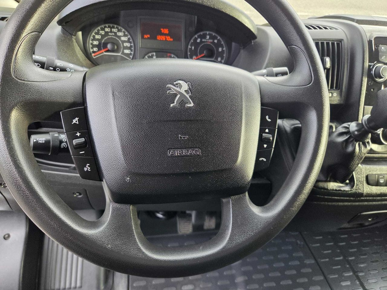 Peugeot Boxer FG 335 L3 H2 BLUE HDI 140 CV  - Foto 2