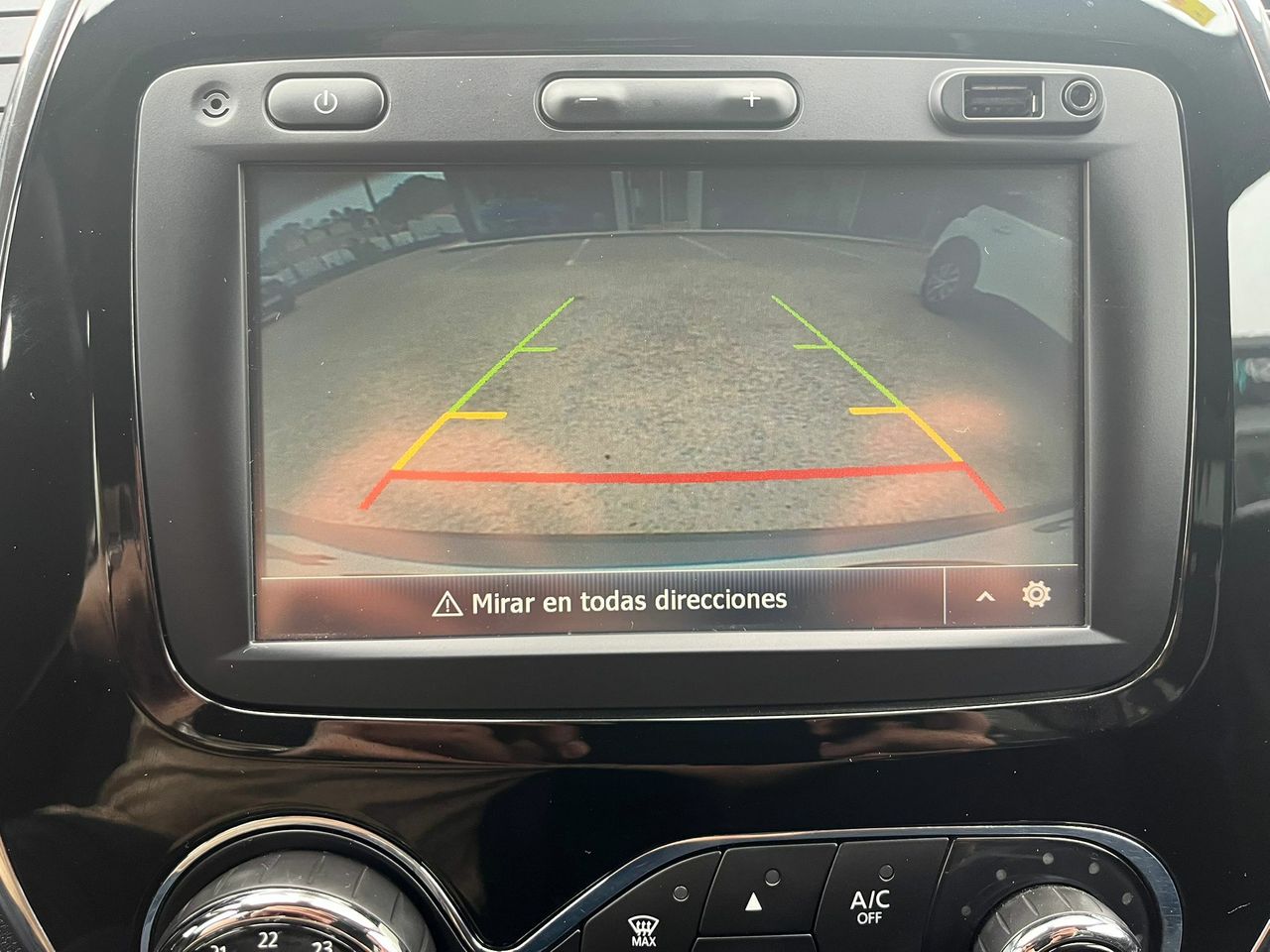Renault Captur ZEN ENERGY DCI 90 CV  - Foto 2