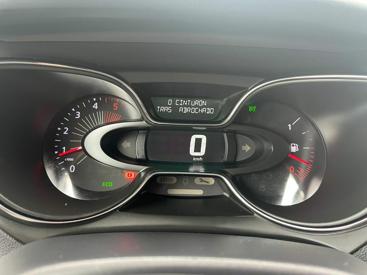Renault Captur ZEN ENERGY DCI 90 CV  - Foto 2