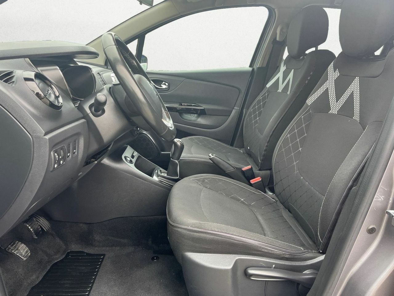 Renault Captur ZEN ENERGY DCI 90 CV  - Foto 2