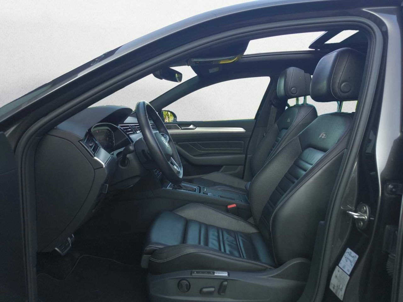 Volkswagen Passat VARIANT R LINE 2.0 TDI 110 KW 150 CV DSG  - Foto 2