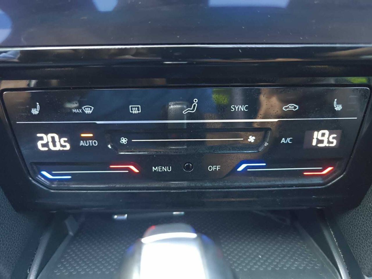 Volkswagen Passat VARIANT R LINE 2.0 TDI 110 KW 150 CV DSG  - Foto 2