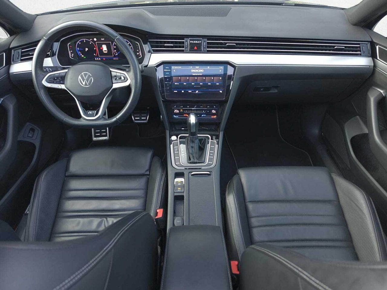 Volkswagen Passat VARIANT R LINE 2.0 TDI 110 KW 150 CV DSG  - Foto 2