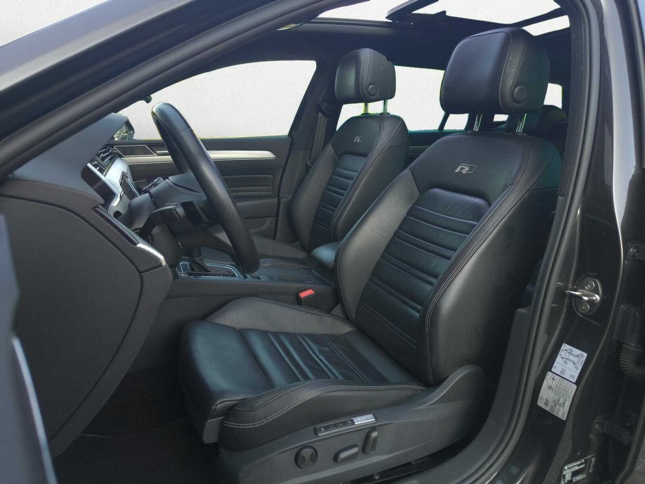 Volkswagen Passat VARIANT R LINE 2.0 TDI 110 KW 150 CV DSG  - Foto 2