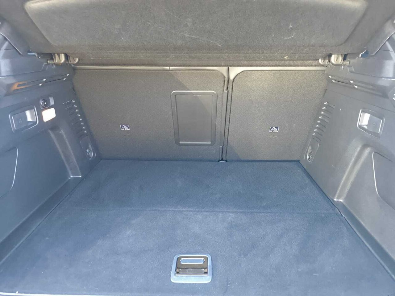 Peugeot 3008 Hybrid ALLURE PACK 225 e EAT8  - Foto 2