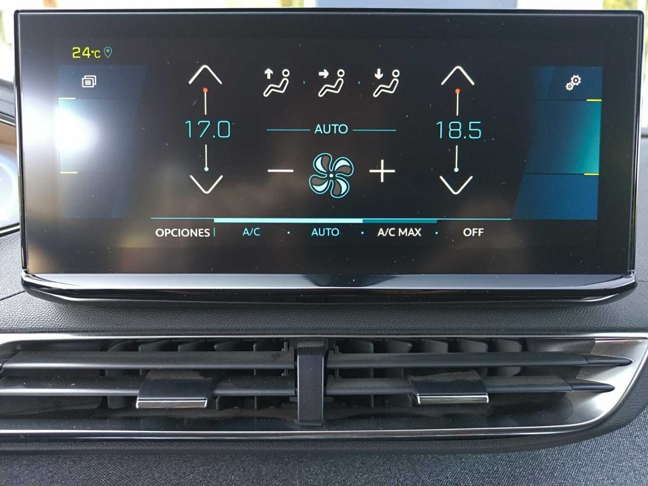 Peugeot 3008 Hybrid ALLURE PACK 225 e EAT8  - Foto 2