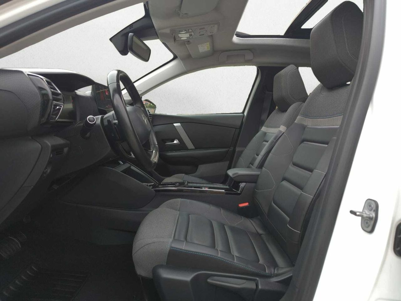 Citroën C4 BLUE HDI 130 CV SHINE EAT8  - Foto 2