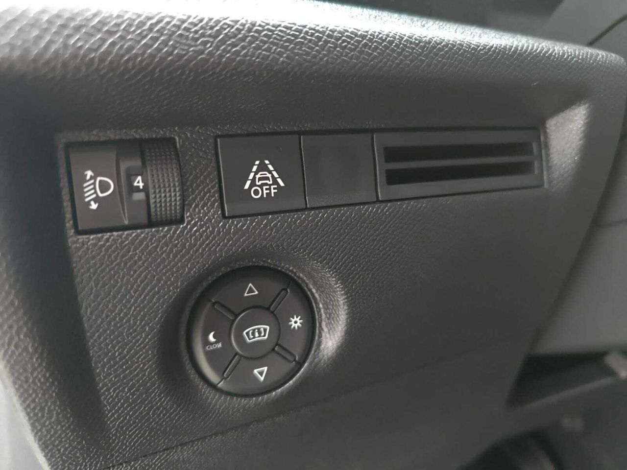 Citroën C4 BLUE HDI 130 CV SHINE EAT8  - Foto 2