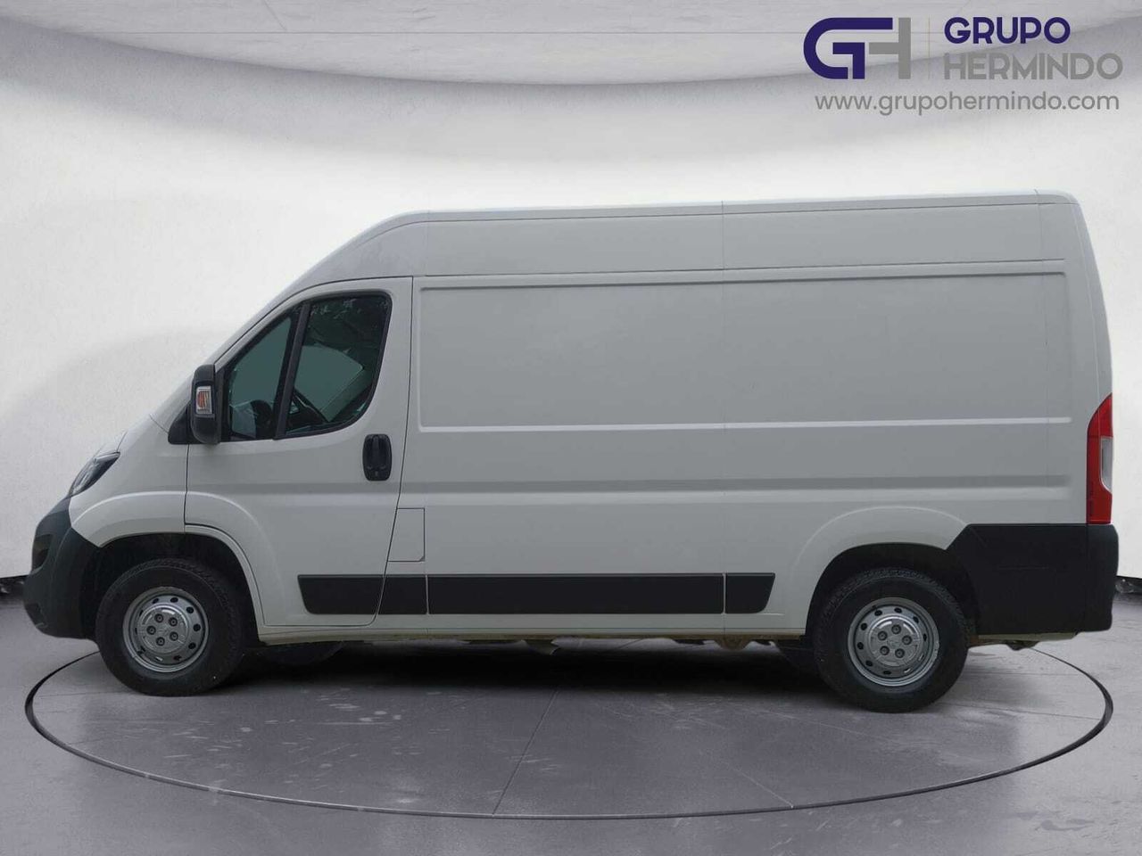 Peugeot Boxer FG PACK 335 L2 H2 BLUE HDI 140 CV  - Foto 2