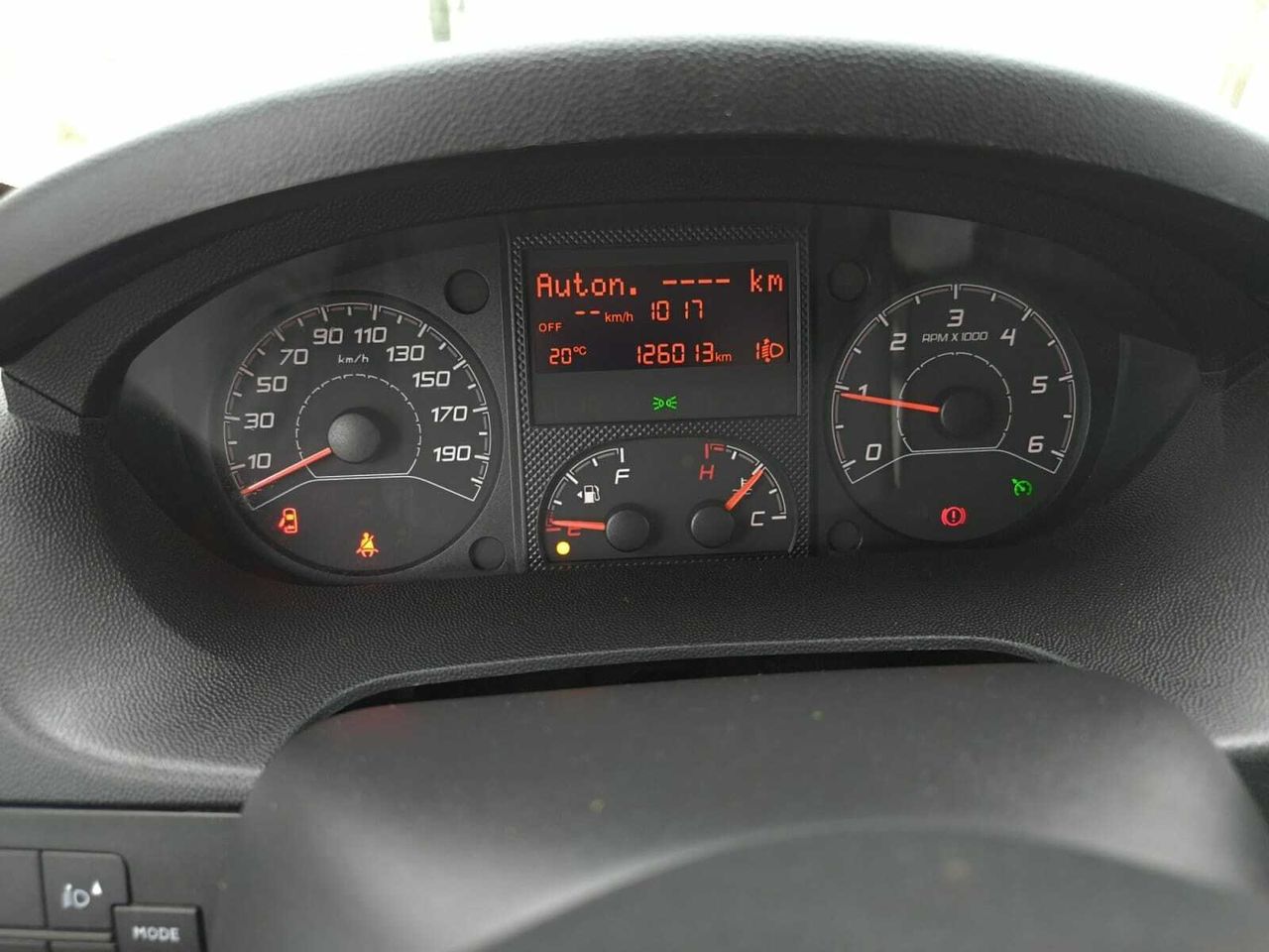 Peugeot Boxer FG PACK 335 L2 H2 BLUE HDI 140 CV  - Foto 2