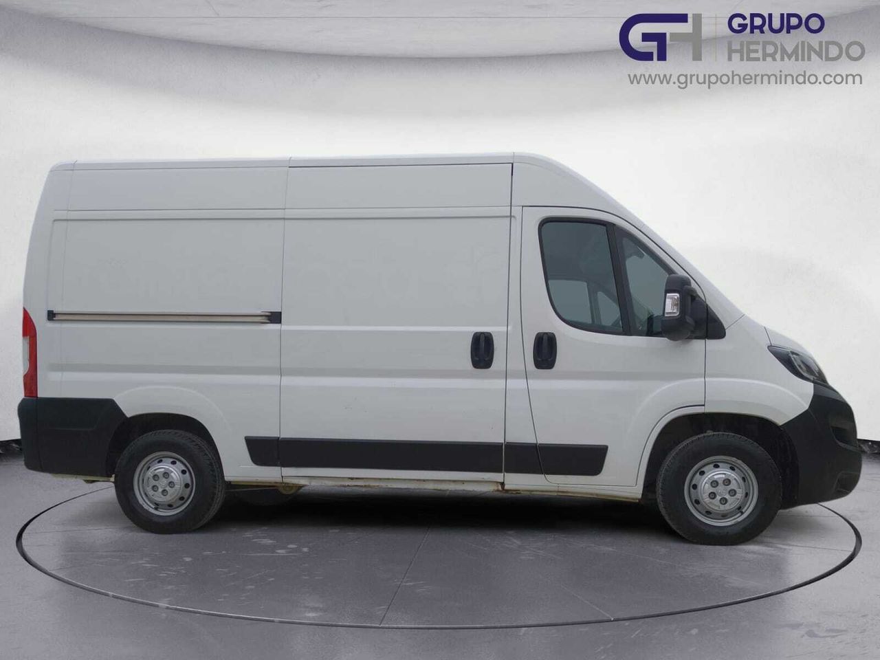 Peugeot Boxer FG PACK 335 L2 H2 BLUE HDI 140 CV  - Foto 2