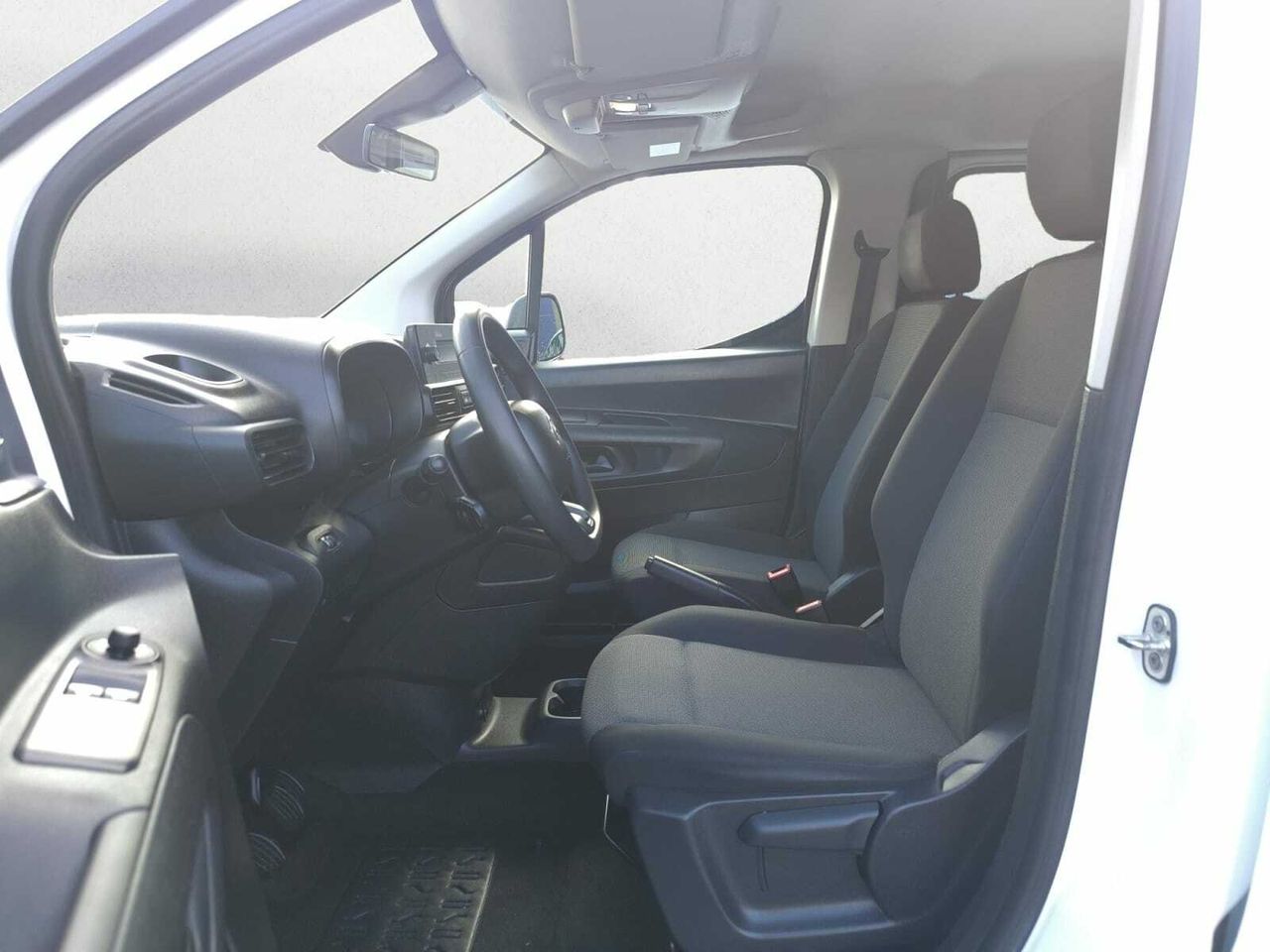 Citroën Berlingo TALLA M LIVE PACK BUSINESS BLUE HDI 100 CV  - Foto 2