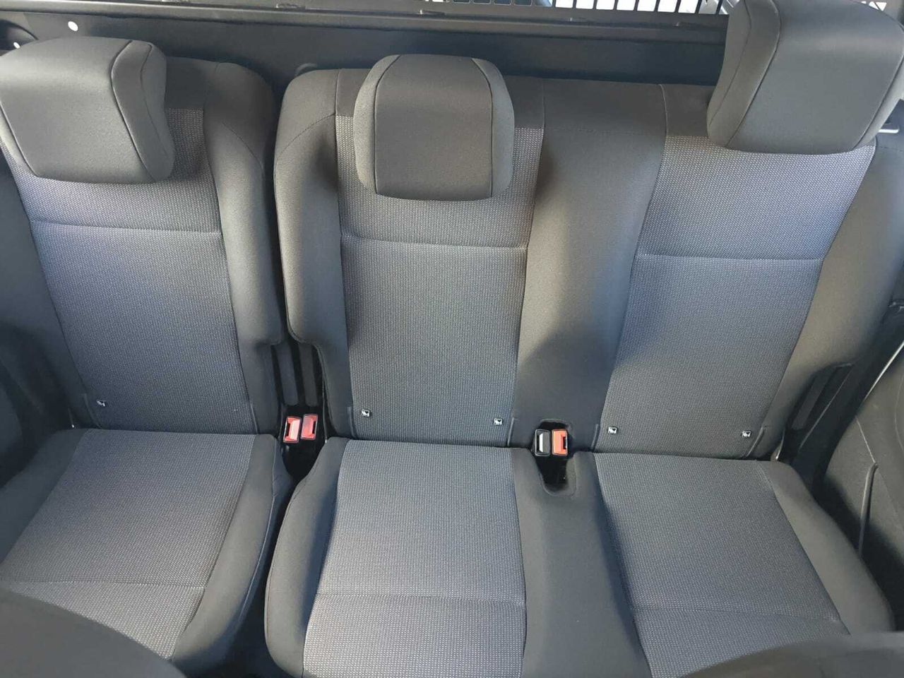 Citroën Berlingo TALLA M LIVE PACK BUSINESS BLUE HDI 100 CV  - Foto 2