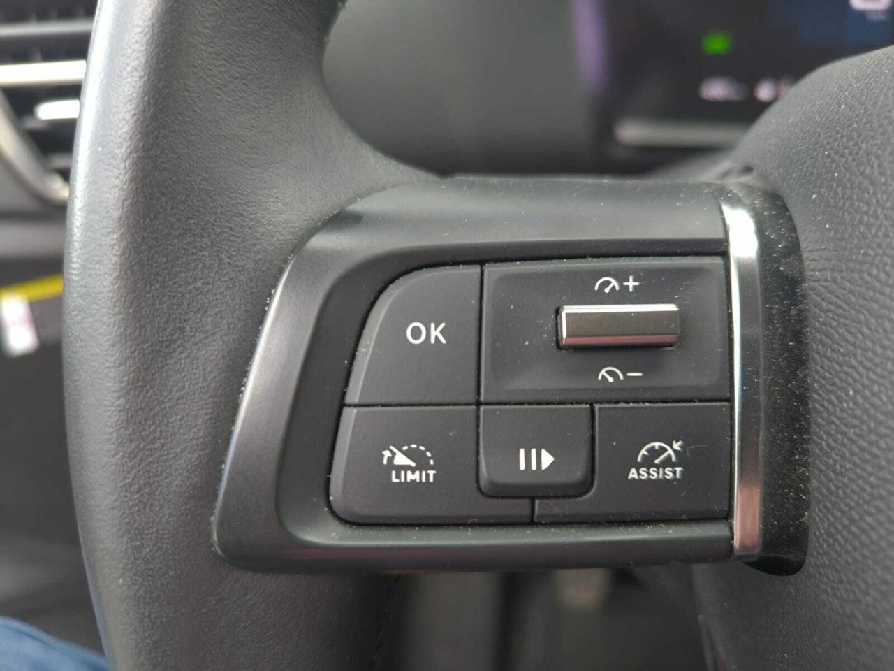 Citroën C4 BLUE HDI 110 CV FEEL PACK  - Foto 2