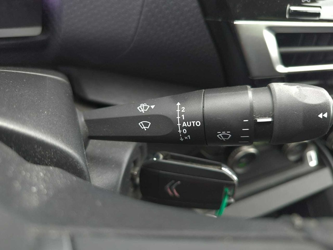 Citroën C4 BLUE HDI 110 CV FEEL PACK  - Foto 2