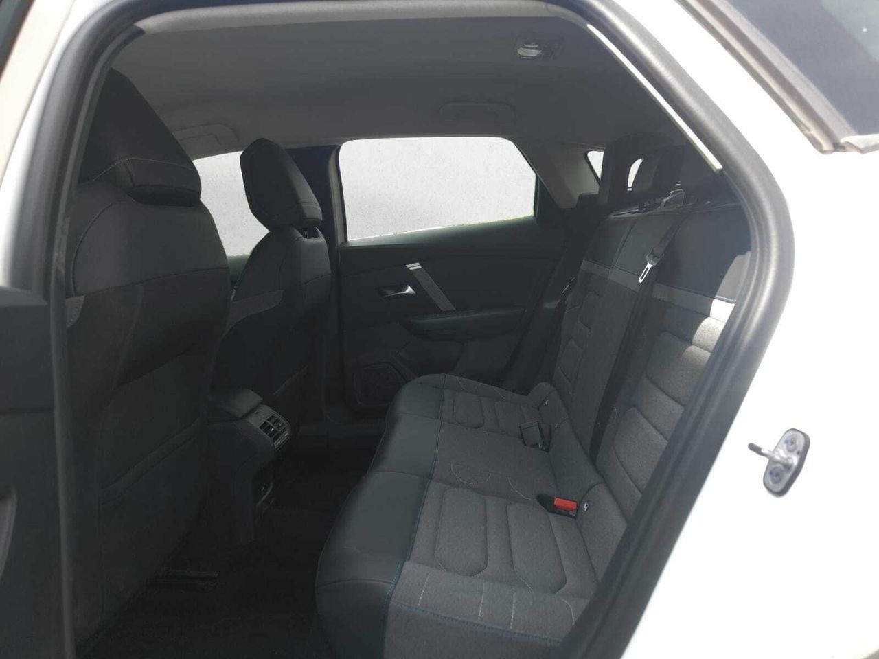 Citroën C4 BLUE HDI 110 CV FEEL PACK  - Foto 2