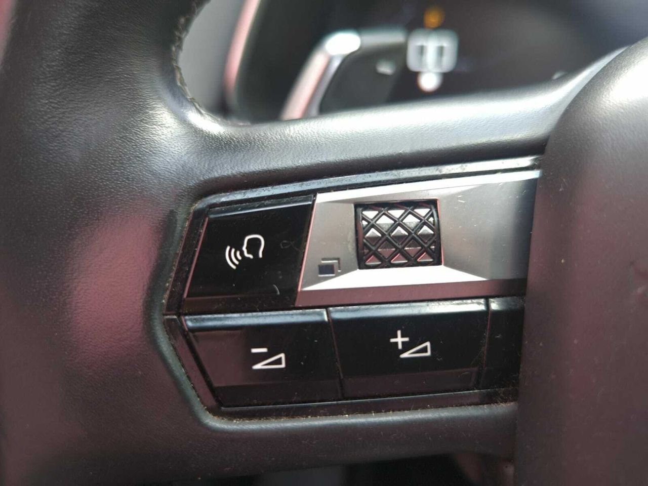 DS DS 7 CROSSBACK SO CHIC BLUE HDI 130 CV EAT8  - Foto 2