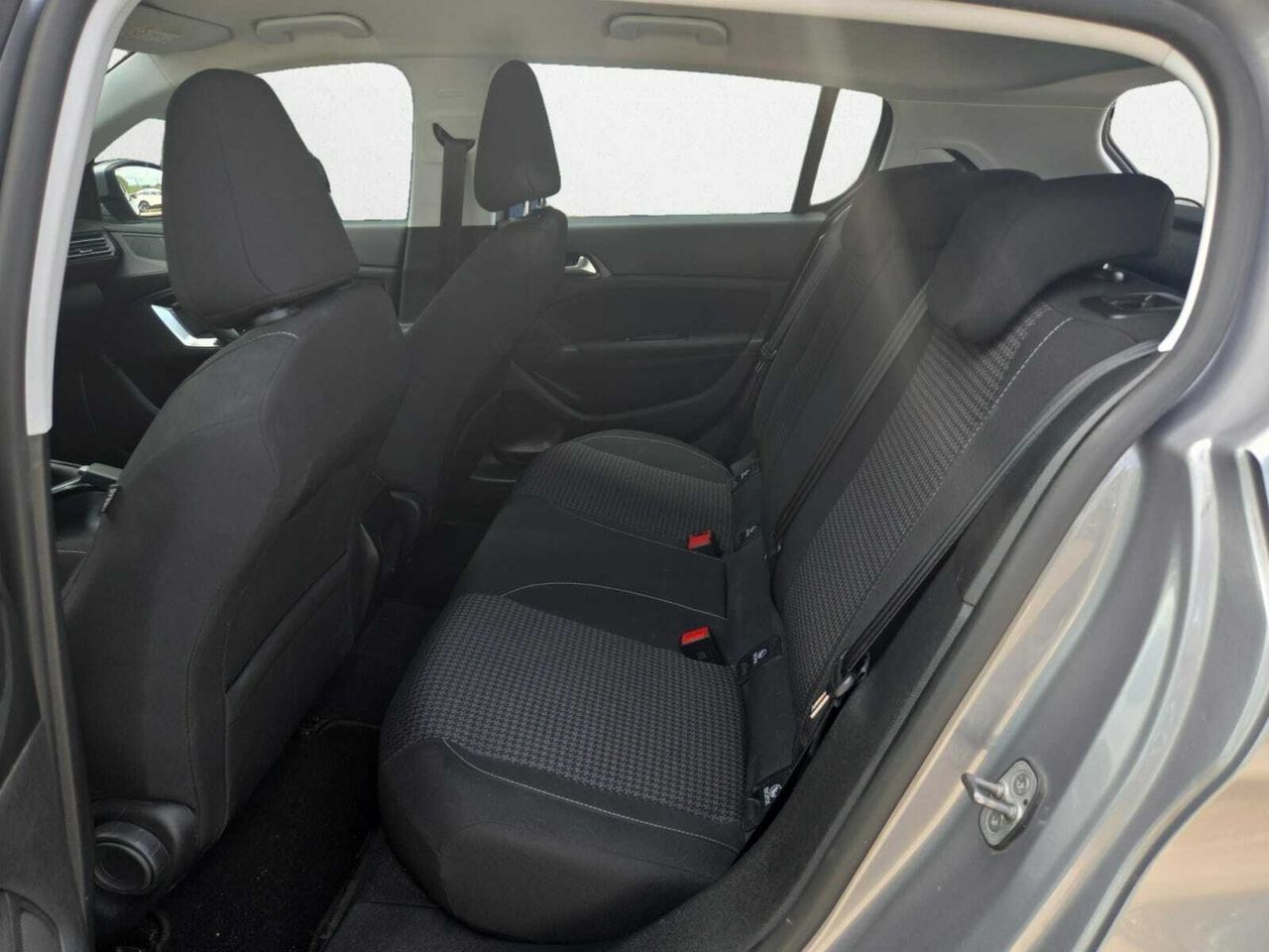 Peugeot 308 ACTIVE PACK BLUE HDI 100 CV  - Foto 2
